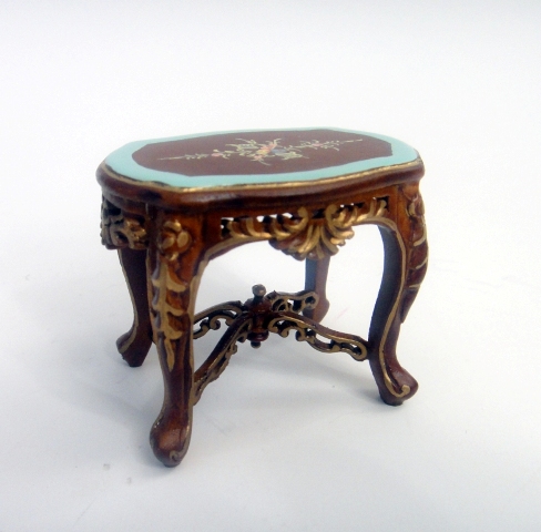 Кукольный миниатюрный чайный столик