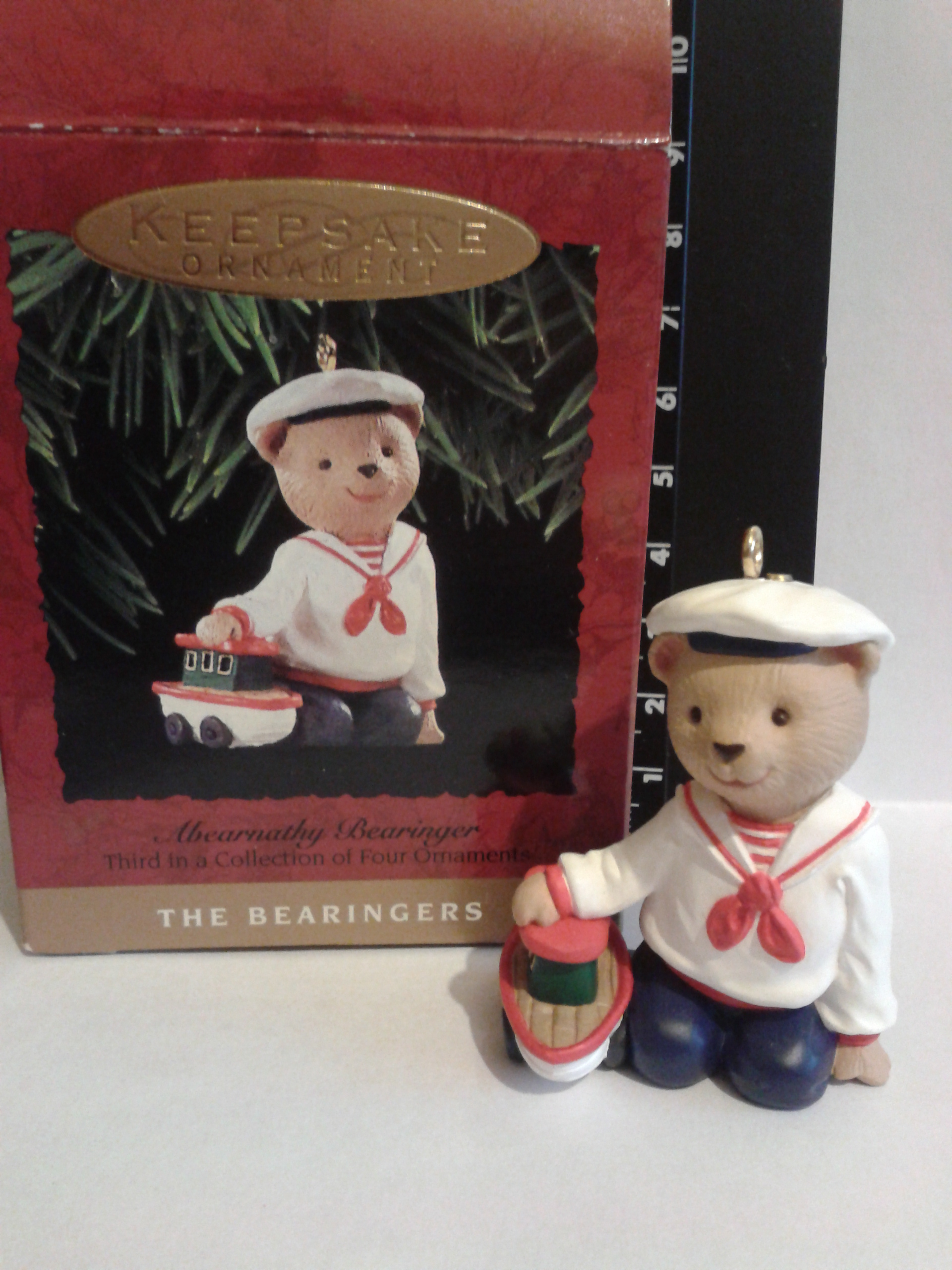 Статуэтка/фигурка/елочная игрушка Семья медведей - Сын