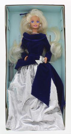 Коллекционная кукла Барби Зимний Вельвет, 95 г.