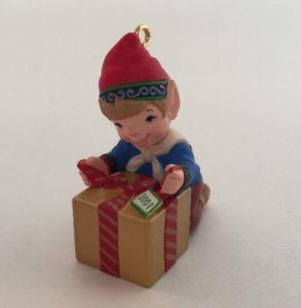 Елочная игрушка/новогоднее украшение Эльф "Готово к отправке"