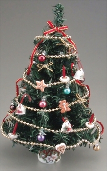 Новогодняя ель декорированная