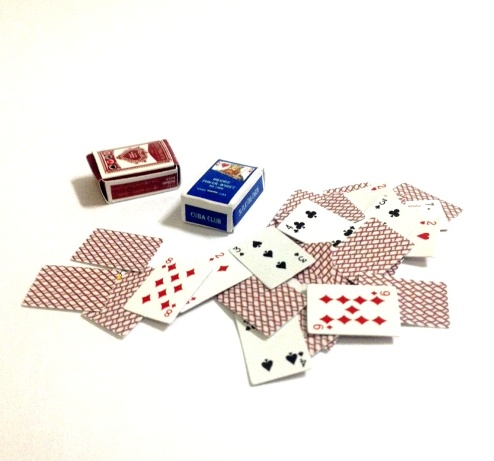 Миниатюрная колода карт