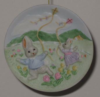 Декоративная Фарфоровая Тарелочка "Поймай воздушного змея", 95 г.