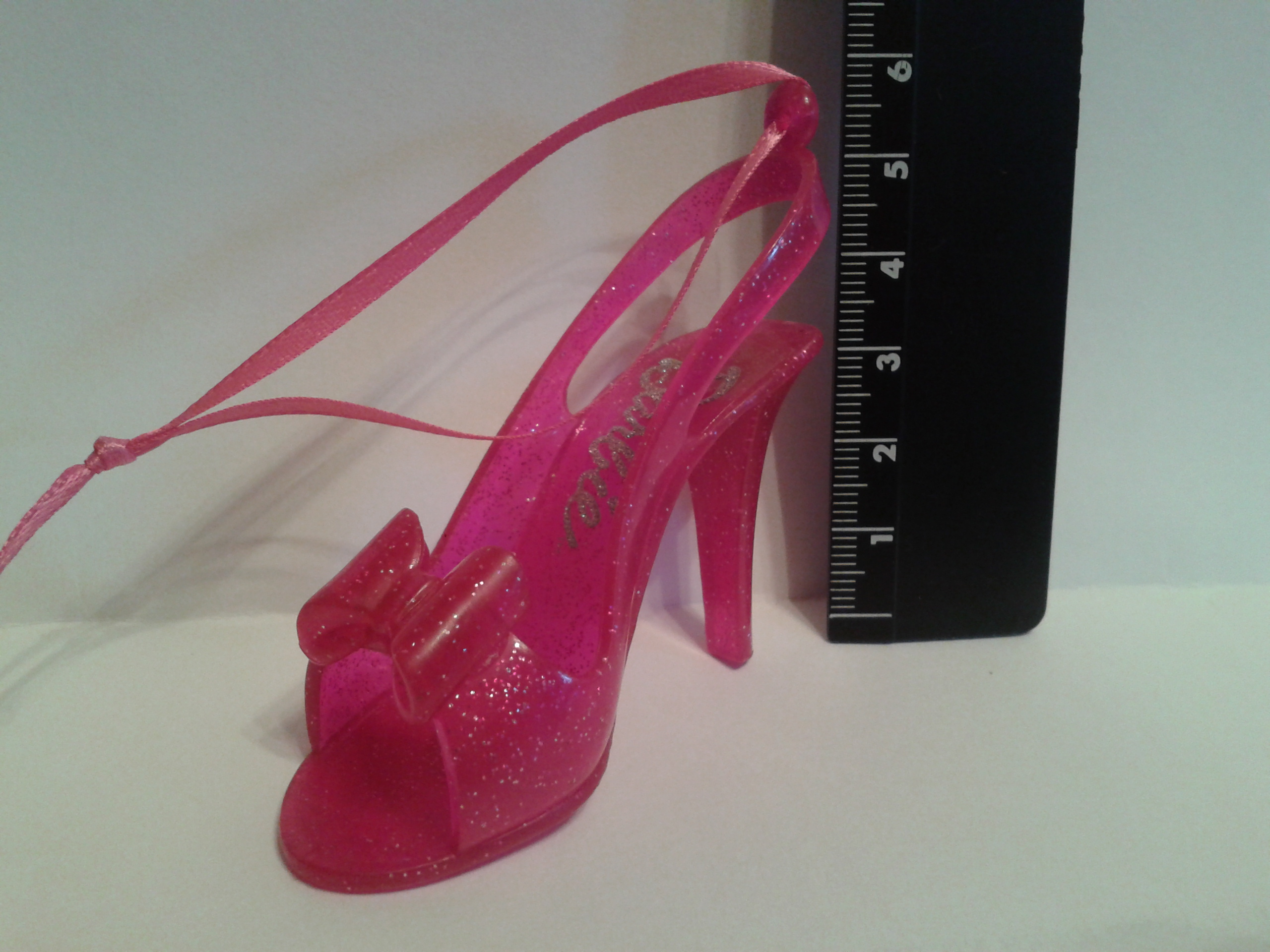 Елочное украшение "Розовая туфелька Барби"