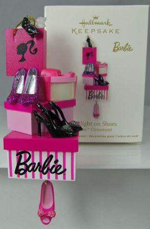 Елочное украшение Барби "Все внимание на обувь"