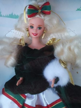 Кукла Барби Хэппи Холидейс Гала, в зеленом, 94г.