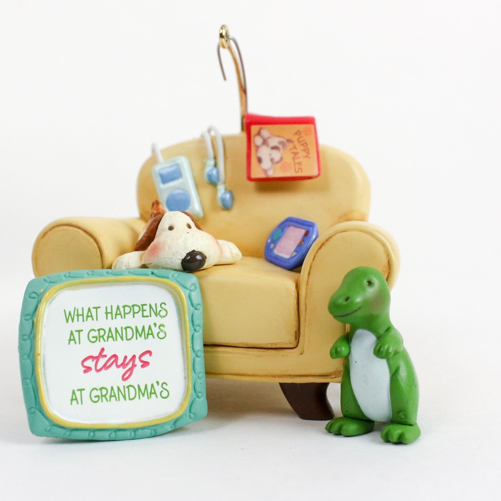 Фигурка/елочное украшение Кресло "У бабушки"