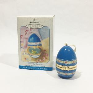 Фарфоровое Пасхальное яйцо Утенок в пруду, 99г.