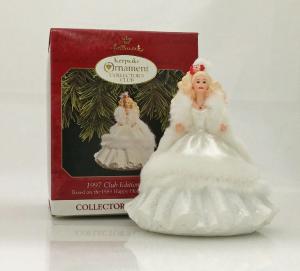 Елочная игрушка Барби Холидейс, в белом