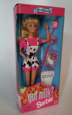 Кукла Барби "Есть молоко?" 95г.