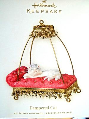 Фигурка Избалованная кошка 