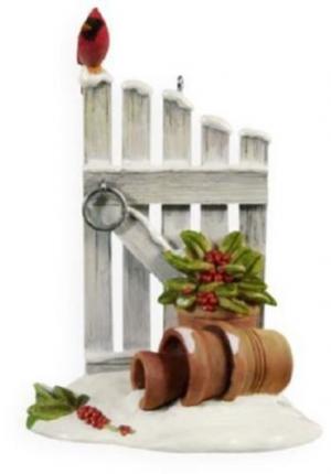 Новогодний декор Птица Красный кардинал на воротах 09г.