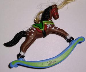 Миниатюра кукольная Лошадка-качалка коричневая 95г. Винтаж