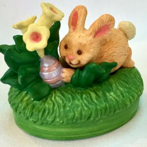 Пасхальное украшение Зайка "Пасхальная Охота" 96г.