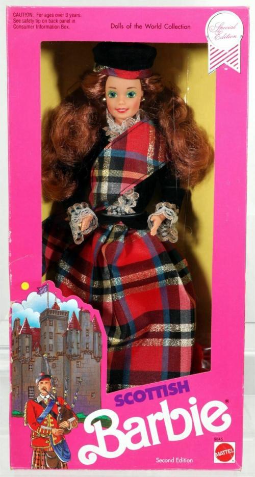 Винтажная коллекционная кукла Барби Шотландия, 90 г.