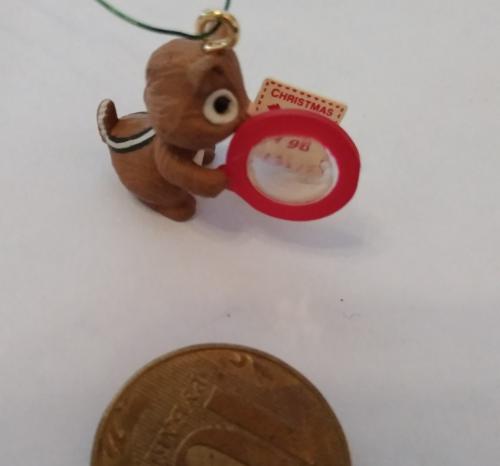 Миниатюра кукольная Бурундук с лупой