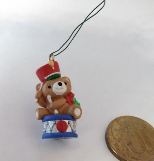 Елочная игрушка на маленькую елочку Мишка Тедди на барабане