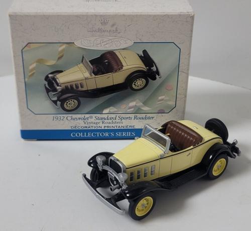 Миниатюра кукольная, машина Спортивный Шевроле 1932 года, металл, 99 г.