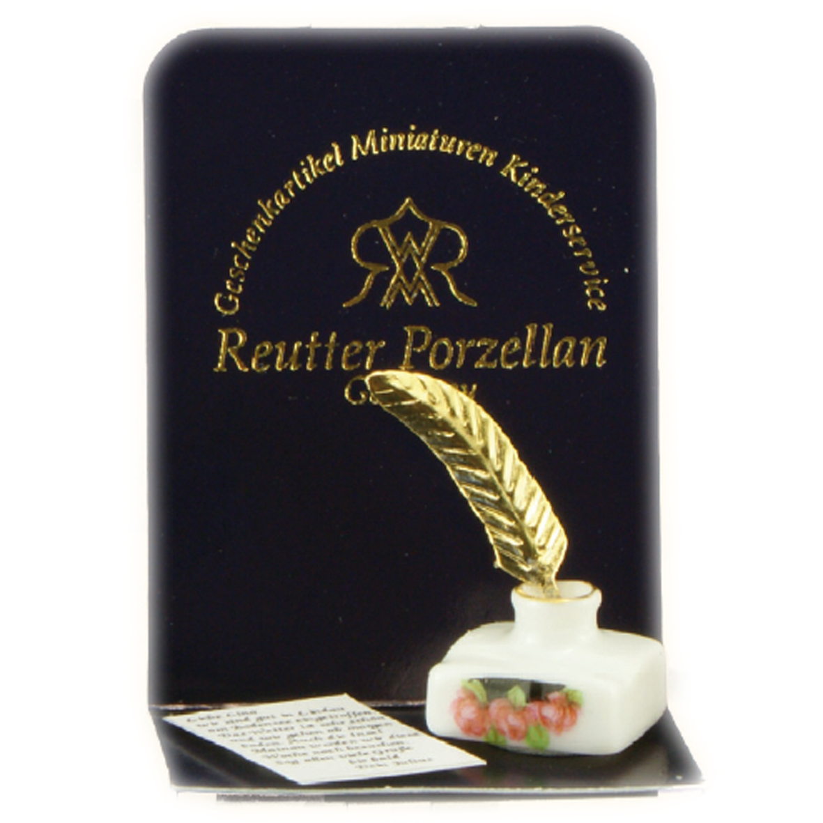 Фарфоровая чернильница с пером и письмом				