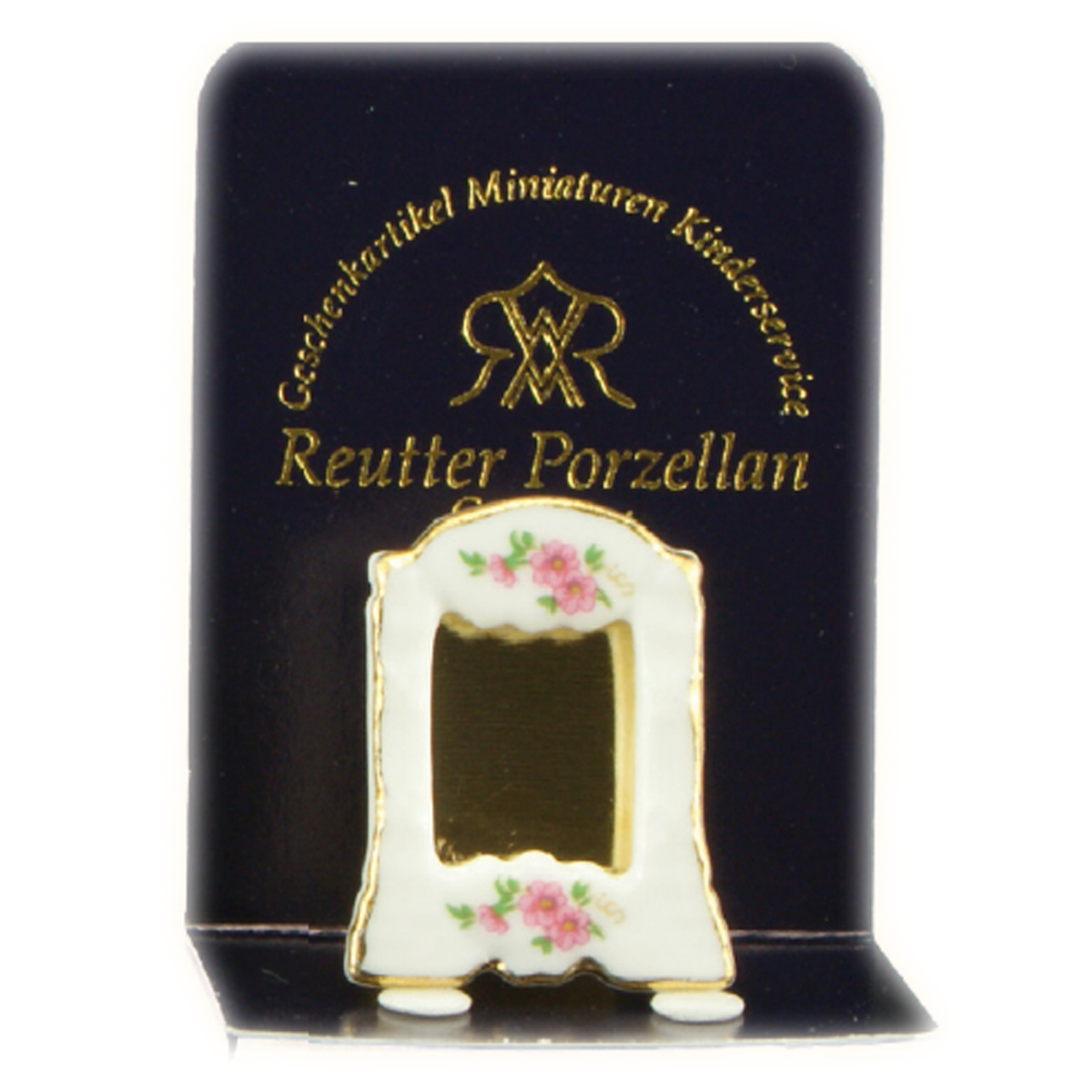 Настольное зеркало в фарфоровой раме			