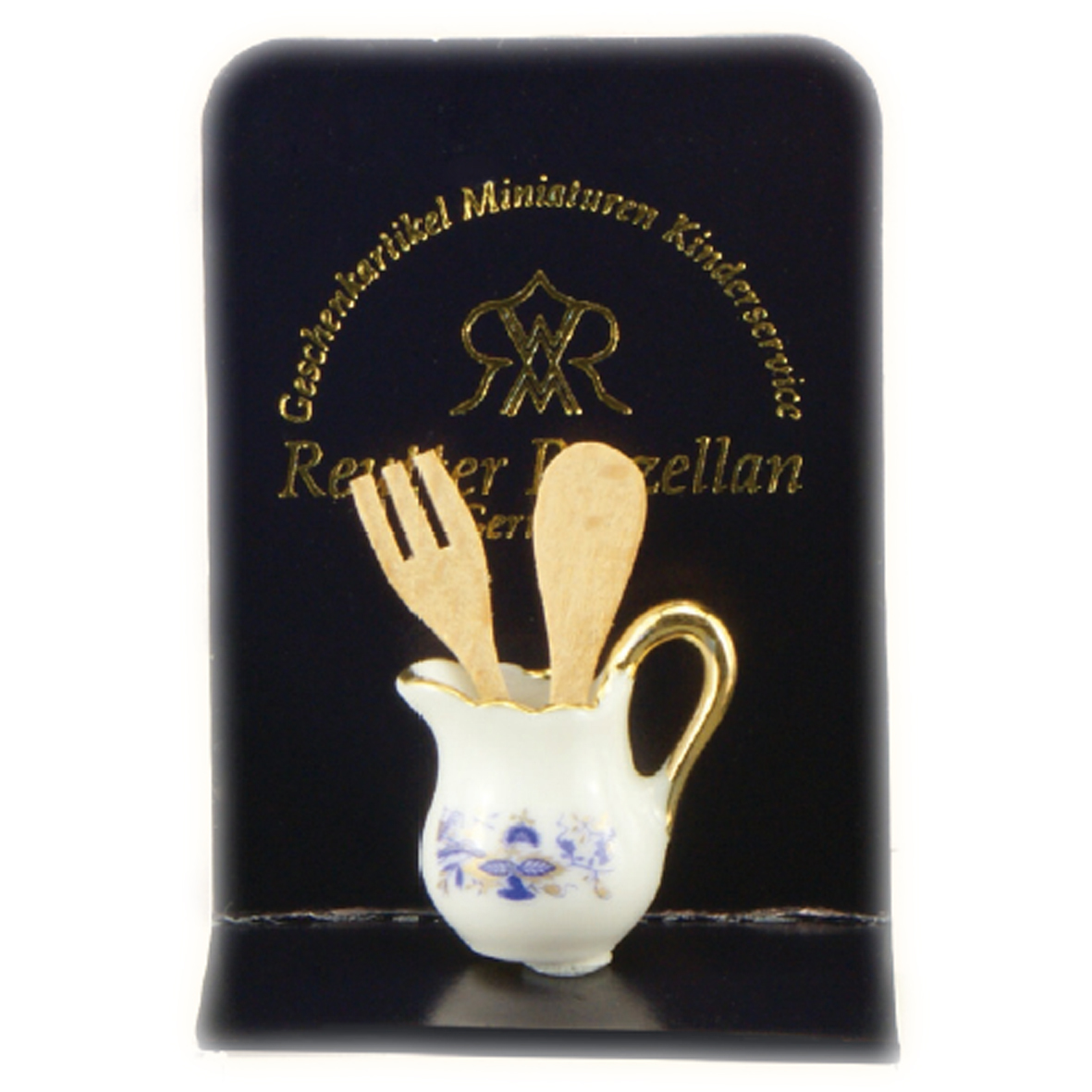 фарфоровый кувшинчик с деревянными лопаточками				